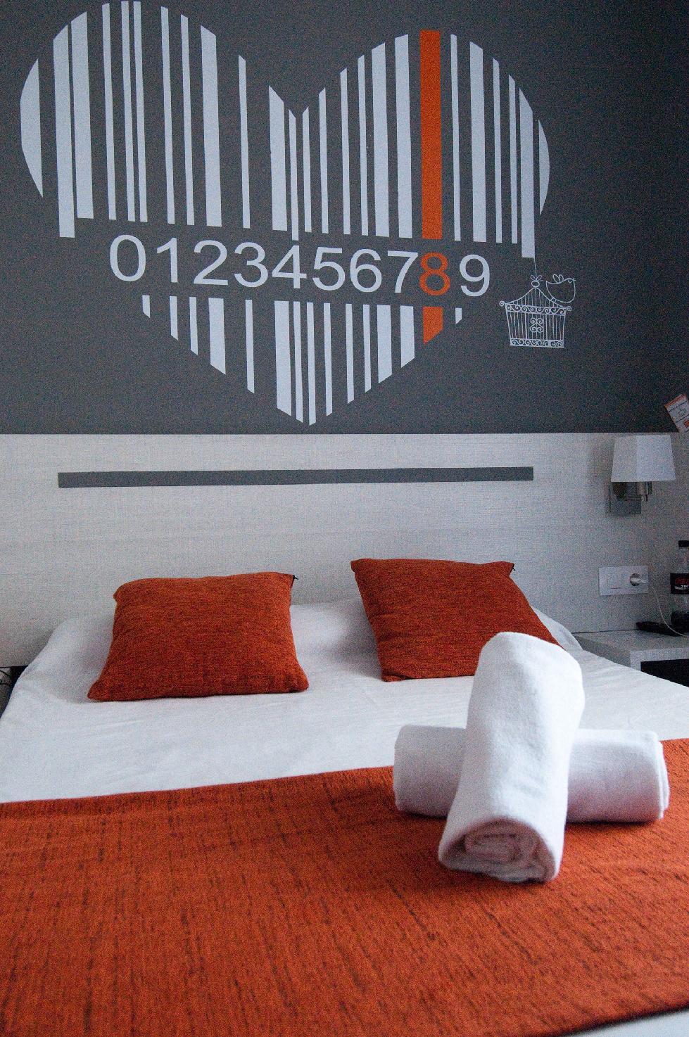 Hostal Live Barcelona Exterior photo